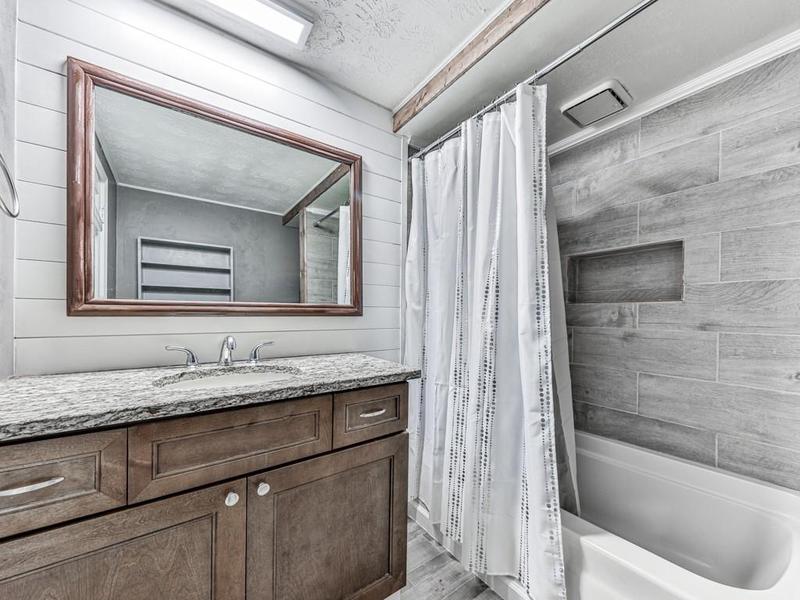 Image for property 198 Oak Hill Circle, Canton, GA 30114