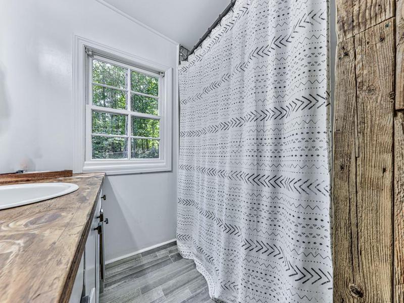 Image for property 198 Oak Hill Circle, Canton, GA 30114