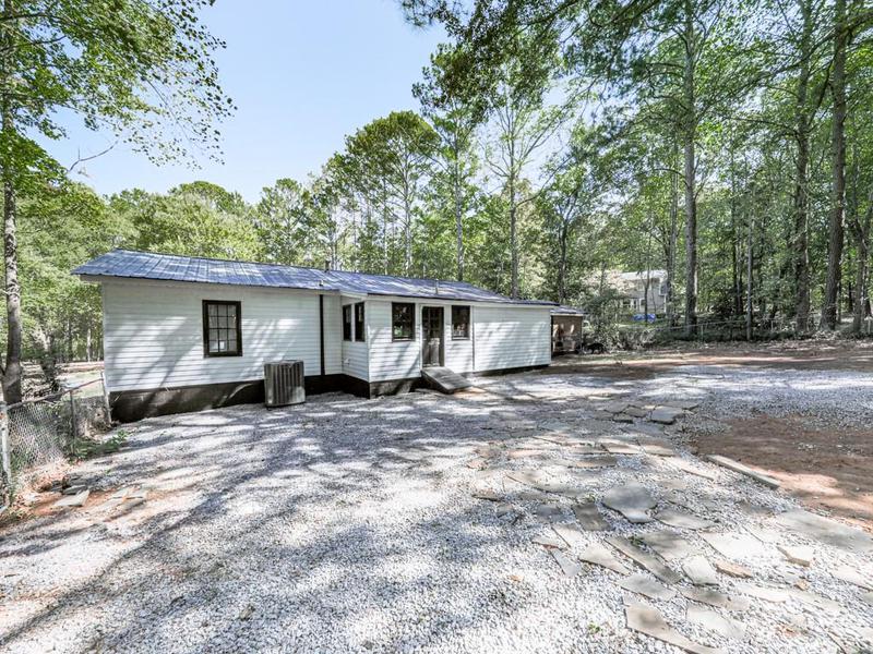 Image for property 198 Oak Hill Circle, Canton, GA 30114