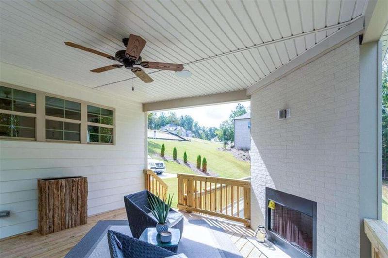 Image for property 2004 Fontainbleau Drive, Conyers, GA 30094