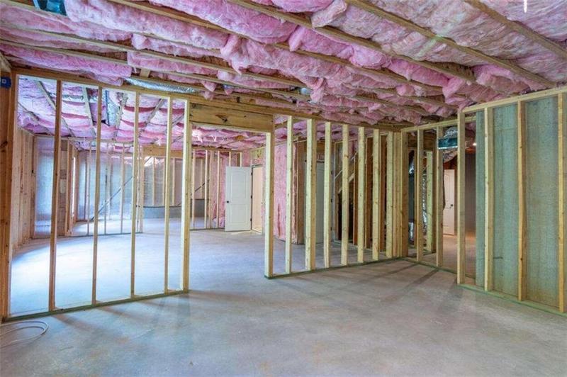 Image for property 2004 Fontainbleau Drive, Conyers, GA 30094