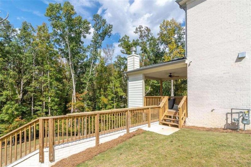 Image for property 2004 Fontainbleau Drive, Conyers, GA 30094