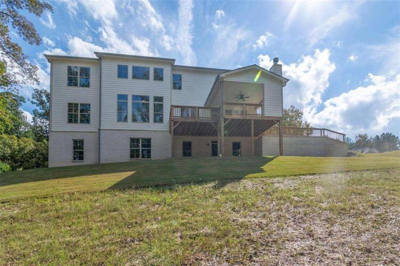 Image for property 2004 Fontainbleau Drive, Conyers, GA 30094
