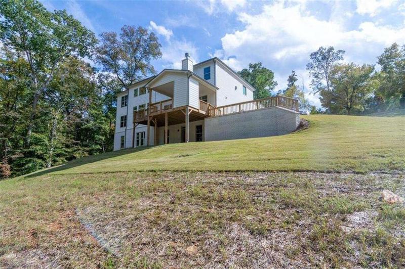 Image for property 2004 Fontainbleau Drive, Conyers, GA 30094