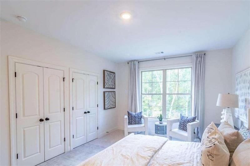 Image for property 2004 Fontainbleau Drive, Conyers, GA 30094