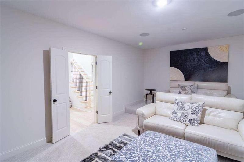 Image for property 2004 Fontainbleau Drive, Conyers, GA 30094