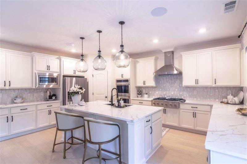 Image for property 2004 Fontainbleau Drive, Conyers, GA 30094