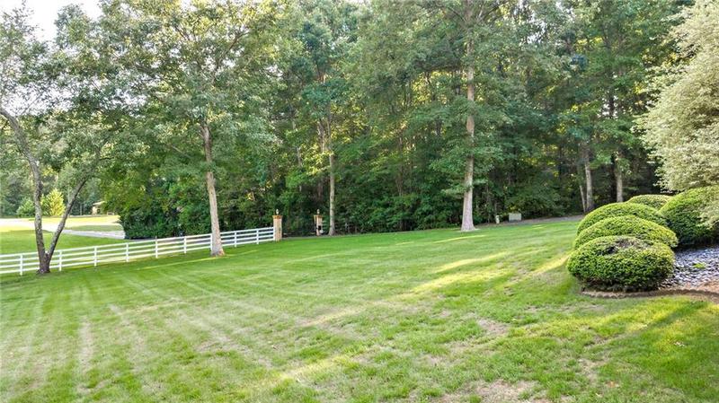 Image for property 2269 Cherokee Drive, Woodstock, GA 30188