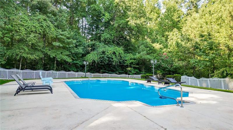 Image for property 2269 Cherokee Drive, Woodstock, GA 30188