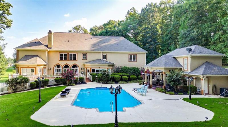 Image for property 2269 Cherokee Drive, Woodstock, GA 30188