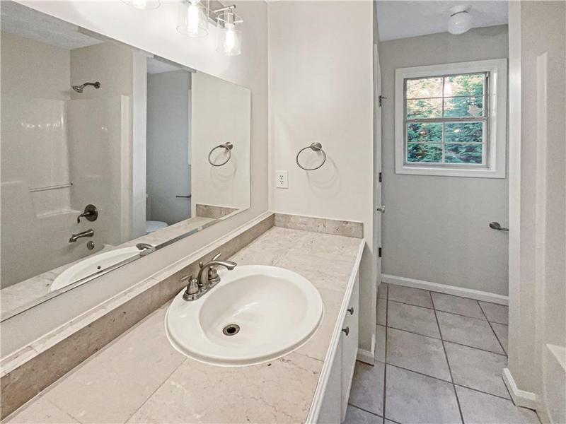 Image for property 156 Regency Drive, Bethlehem, GA 30620