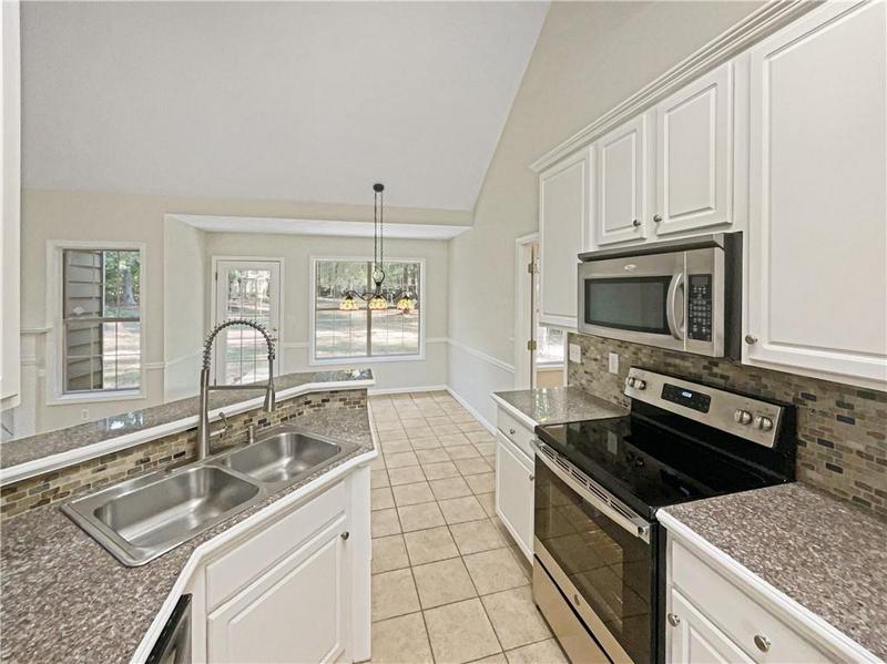 Image for property 156 Regency Drive, Bethlehem, GA 30620