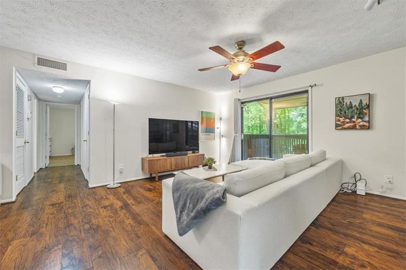 Image for property 1908 Cumberland Court, Smyrna, GA 30080