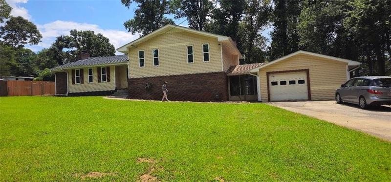 Image for property 6298 SUMMERS Circle, Douglasville, GA 30135