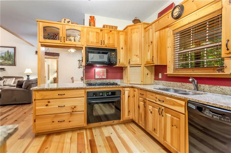 Image for property 14 Orlon Drive, Ellijay, GA 30540