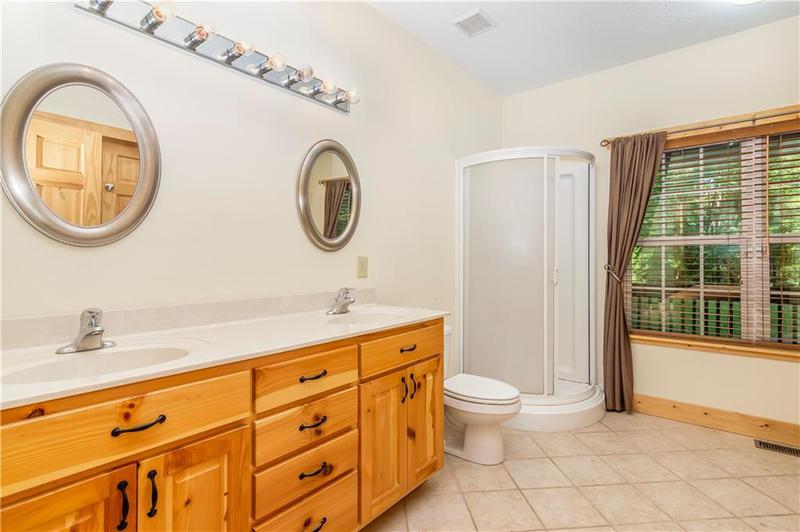 Image for property 14 Orlon Drive, Ellijay, GA 30540