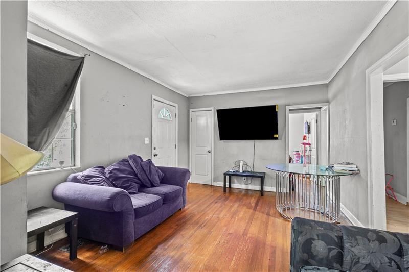 Image for property 1324 Almont Drive, Atlanta, GA 30310