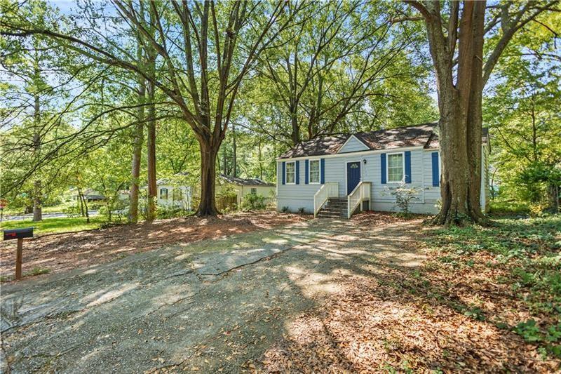 Image for property 1324 Almont Drive, Atlanta, GA 30310