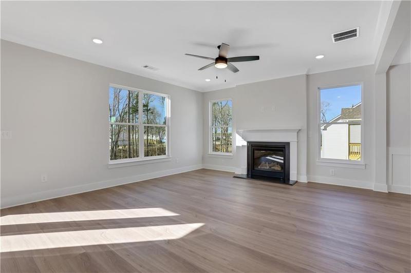 Image for property 316 Bull Shoals Way, Hoschton, GA 30548