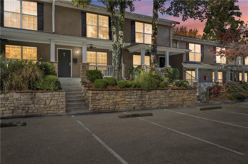 Image for property 3200 Seven Pines Court 4, Atlanta, GA 30339