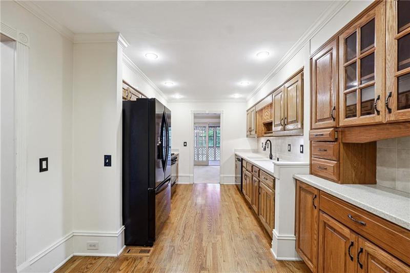 Image for property 5417 Trentham Drive, Dunwoody, GA 30338