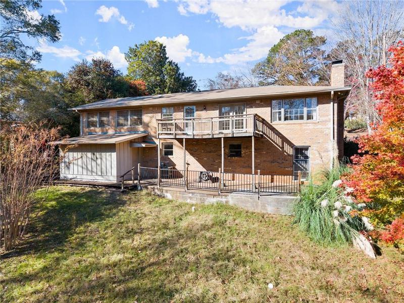 Image for property 617 Mountain View Circle, Gainesville, GA 30501