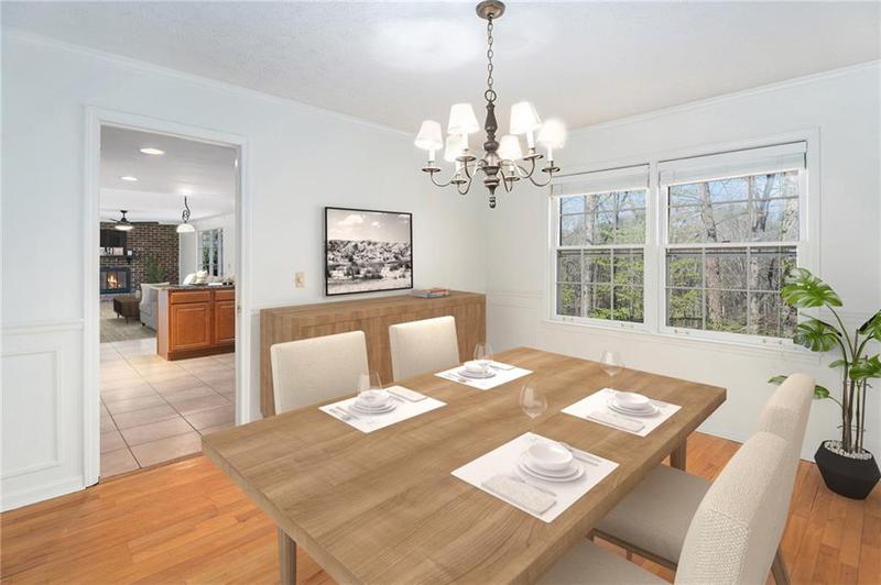 Image for property 320 SIX BRANCHES CT, Roswell, GA 30076