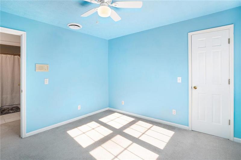 Image for property 320 SIX BRANCHES CT, Roswell, GA 30076