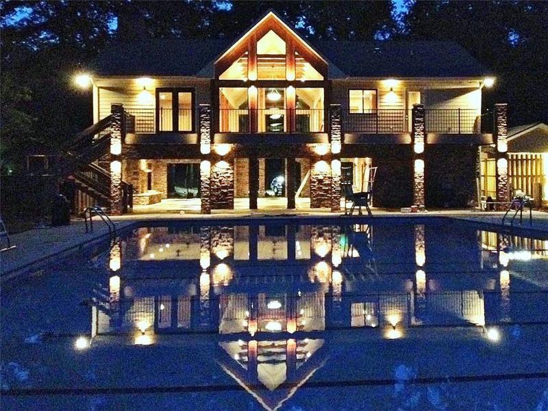 Image for property 320 SIX BRANCHES CT, Roswell, GA 30076