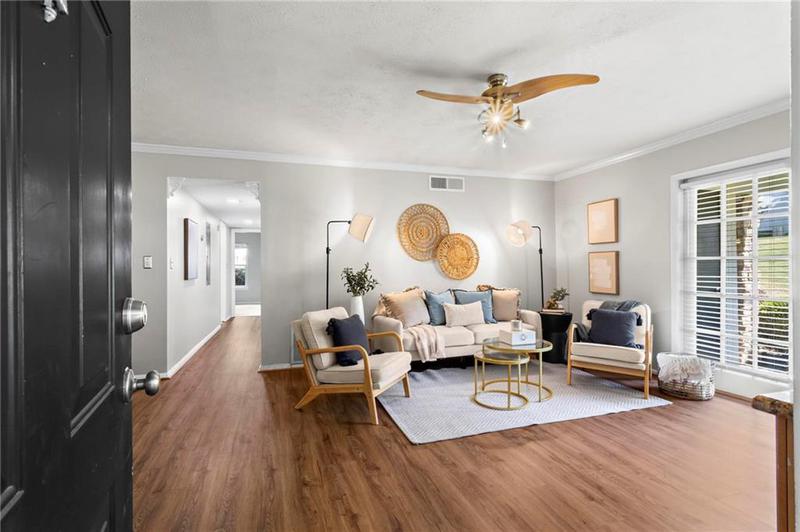 Image for property 1150 Collier Road E3, Atlanta, GA 30318