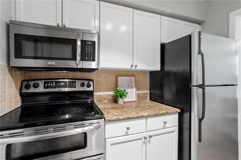 Image for property 1150 Collier Road E3, Atlanta, GA 30318