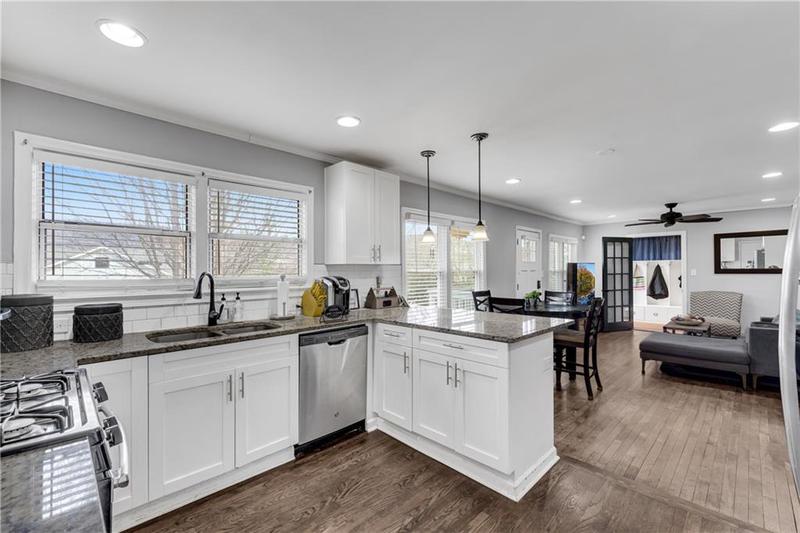 Image for property 672 Robinson Avenue, Atlanta, GA 30312