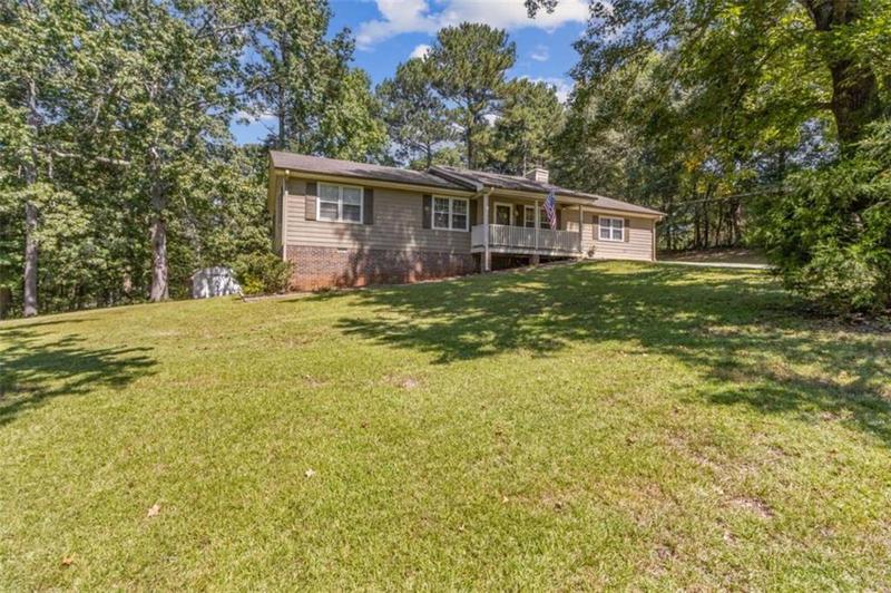 Image for property 406 Farm St, Loganville, GA 30052