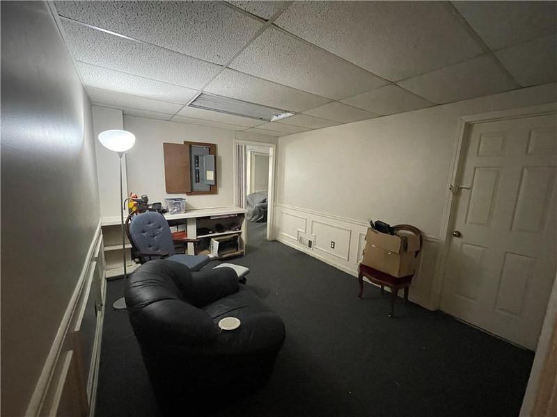 Image for property 220 Spalding Lake Place, Atlanta, GA 30350