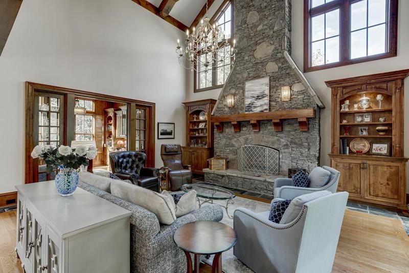 Image for property 879 Big Horn Hollow, Suwanee, GA 30024