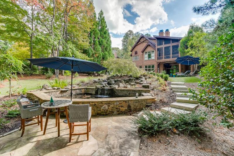 Image for property 879 Big Horn Hollow, Suwanee, GA 30024