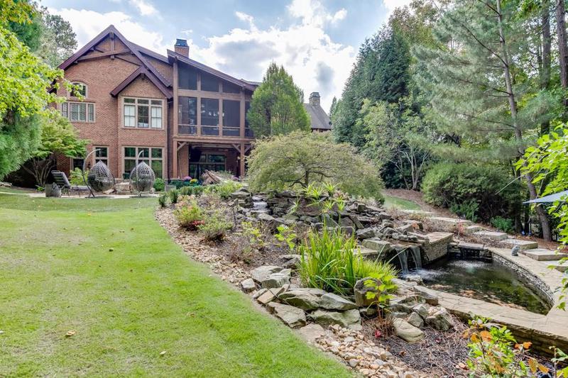Image for property 879 Big Horn Hollow, Suwanee, GA 30024