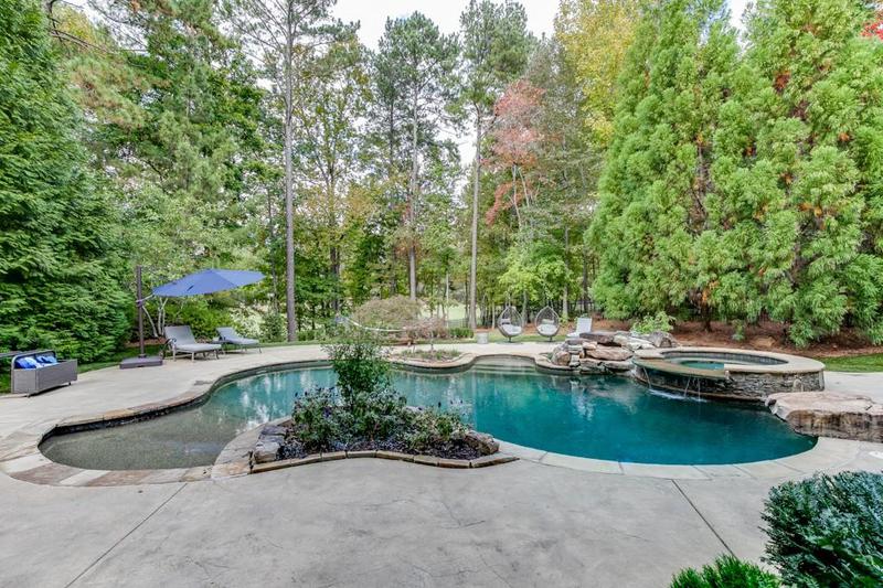Image for property 879 Big Horn Hollow, Suwanee, GA 30024