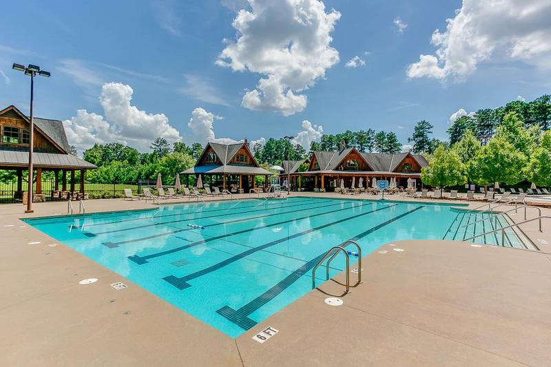 Image for property 879 Big Horn Hollow, Suwanee, GA 30024