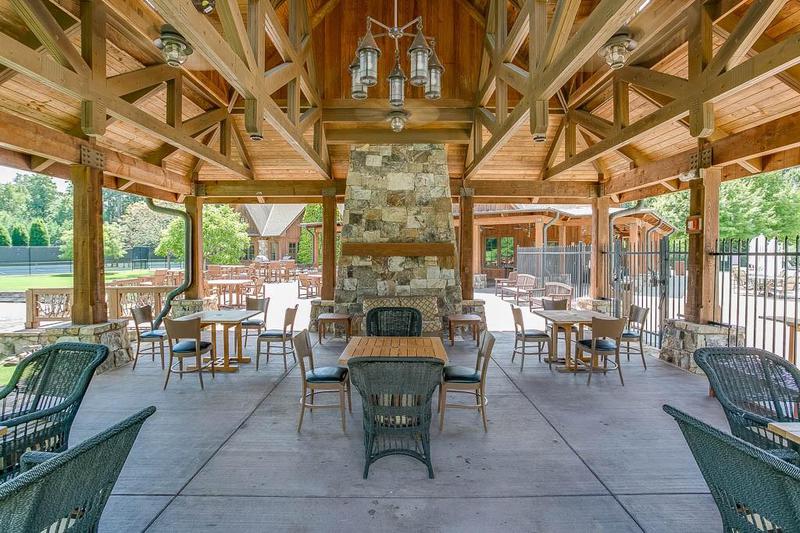 Image for property 879 Big Horn Hollow, Suwanee, GA 30024