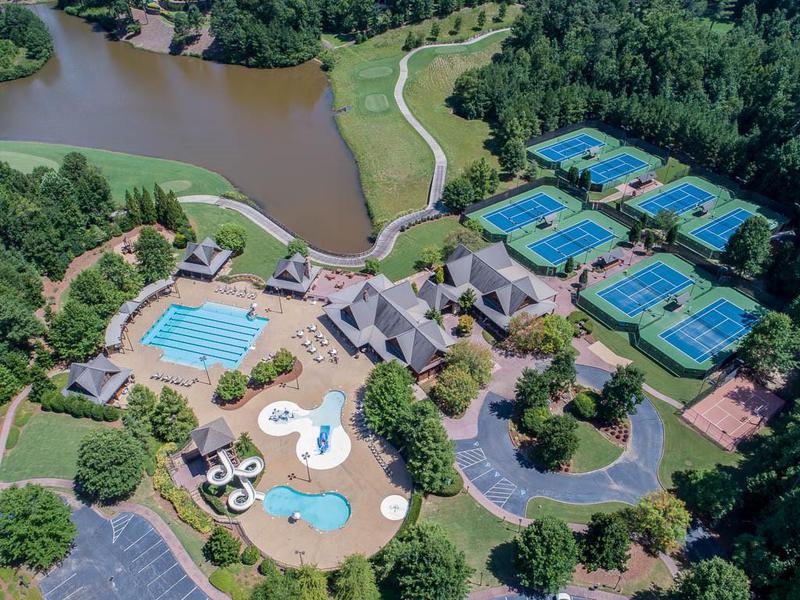 Image for property 879 Big Horn Hollow, Suwanee, GA 30024
