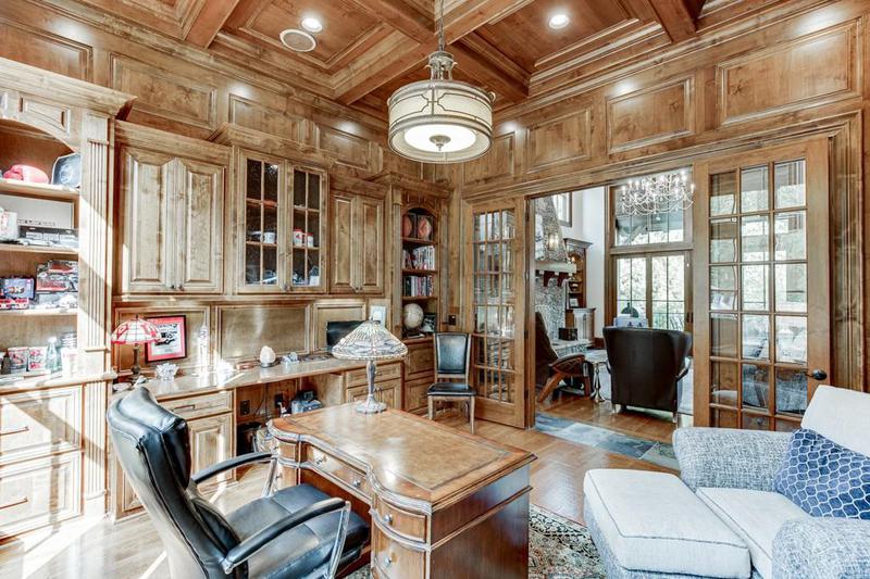Image for property 879 Big Horn Hollow, Suwanee, GA 30024