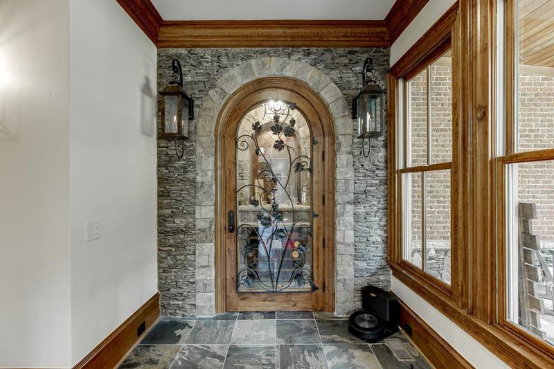 Image for property 879 Big Horn Hollow, Suwanee, GA 30024
