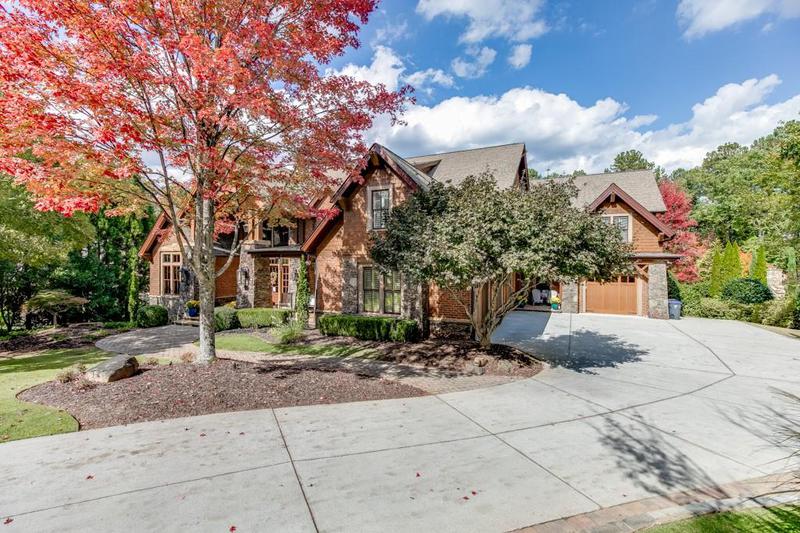 Image for property 879 Big Horn Hollow, Suwanee, GA 30024