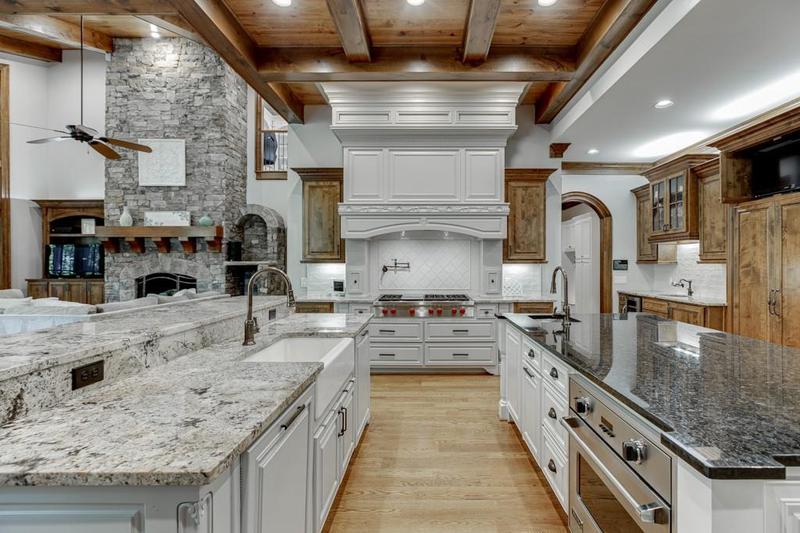 Image for property 879 Big Horn Hollow, Suwanee, GA 30024