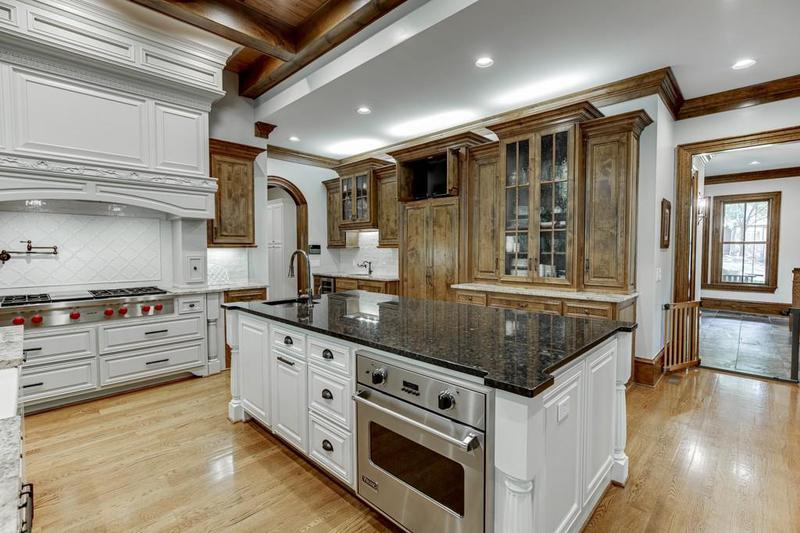 Image for property 879 Big Horn Hollow, Suwanee, GA 30024