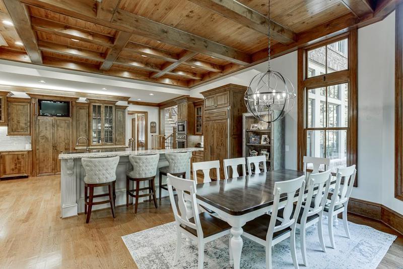 Image for property 879 Big Horn Hollow, Suwanee, GA 30024