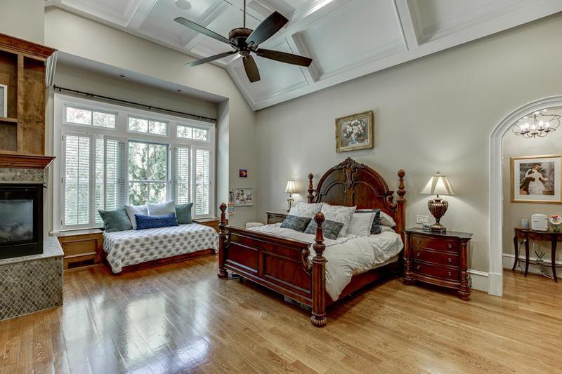 Image for property 879 Big Horn Hollow, Suwanee, GA 30024