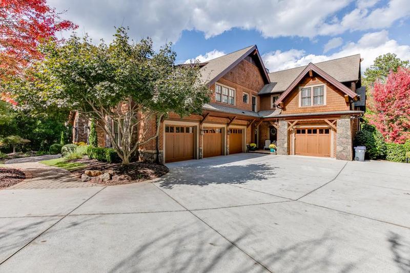Image for property 879 Big Horn Hollow, Suwanee, GA 30024