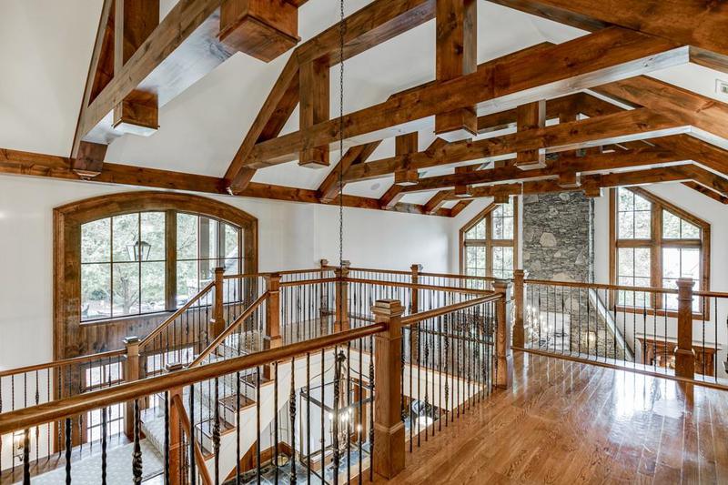 Image for property 879 Big Horn Hollow, Suwanee, GA 30024